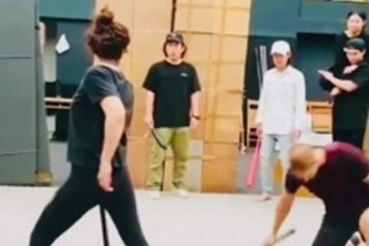 Kangana Ranaut Turns Her Fight Mode On In Rehearsals For 'Dh...