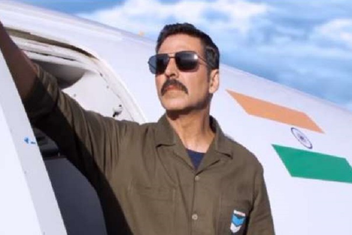 Akshay Kumar's Next With Bell Bottom Makers Goes On Floors O...