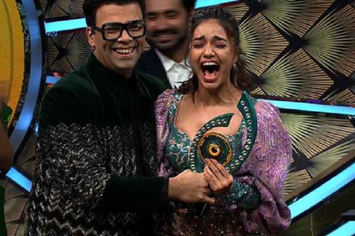 Bigg Boss OTT: Divya Agarwal Wins The First-Ever Bigg Boss O...