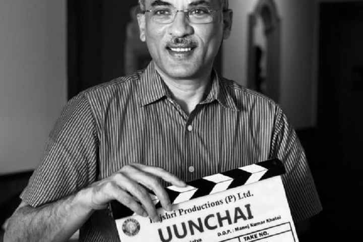 Sooraj Barjatya Begins His Next Directorial, Star-Studded 'U...