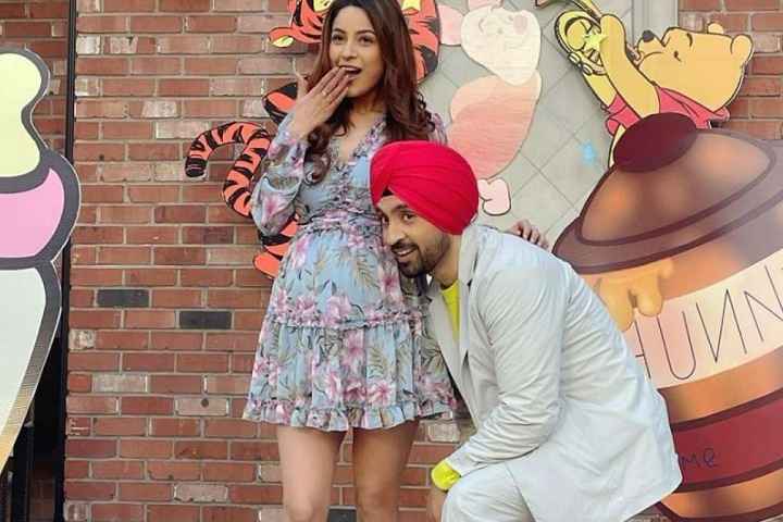 Shehnaaz Kaur Gill To Shoot A Promotional Song For Honsla Ra...