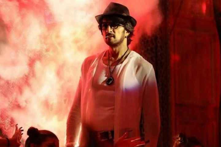 Kichcha Sudeepa Thanks Fans, Distributor And Exhibitors For ...