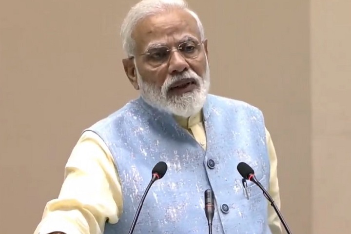 PM Narendra Modi confers the National Youth Parliament Festi...