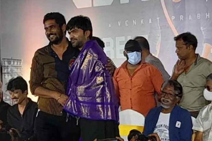 Silambarasan Breaks Down On Stage At 'Maanaadu' Pre-release ...