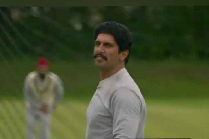 Mumbai Police Uses Ranveer Singh's '83' dialogue For COVID-1...