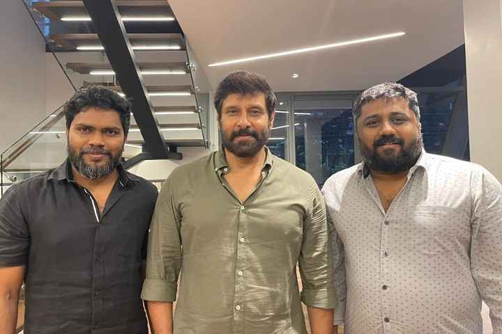 Chiyaan Vikram Teams Up With Sarpatta Parambarai Director Pa...