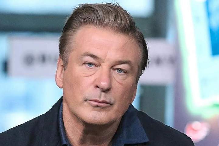 Alec Baldwin is 'trying to get through a tough time' this Ch...