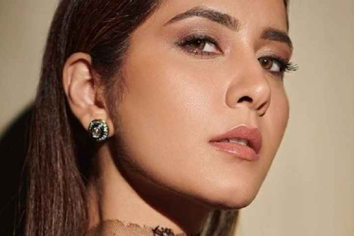 Raashii Khanna Commences Shooting For 'Yodha'