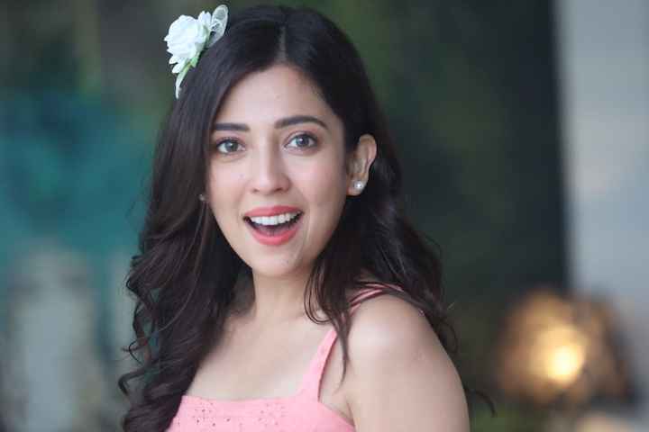 IANS Review: '36 Farm House': Mundane and mediocre writing w...