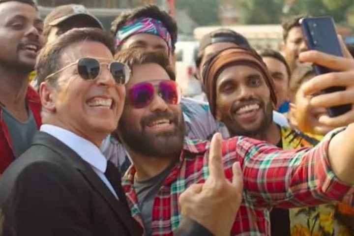 Akshay Kumar And Emraan Hashmi Starrer Selfiee To Go On Floo...
