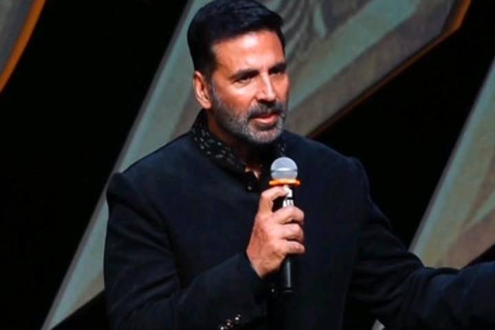 Akshay Kumar On 'Prithviraj' Clashing With 'Vikram' & 'Major...