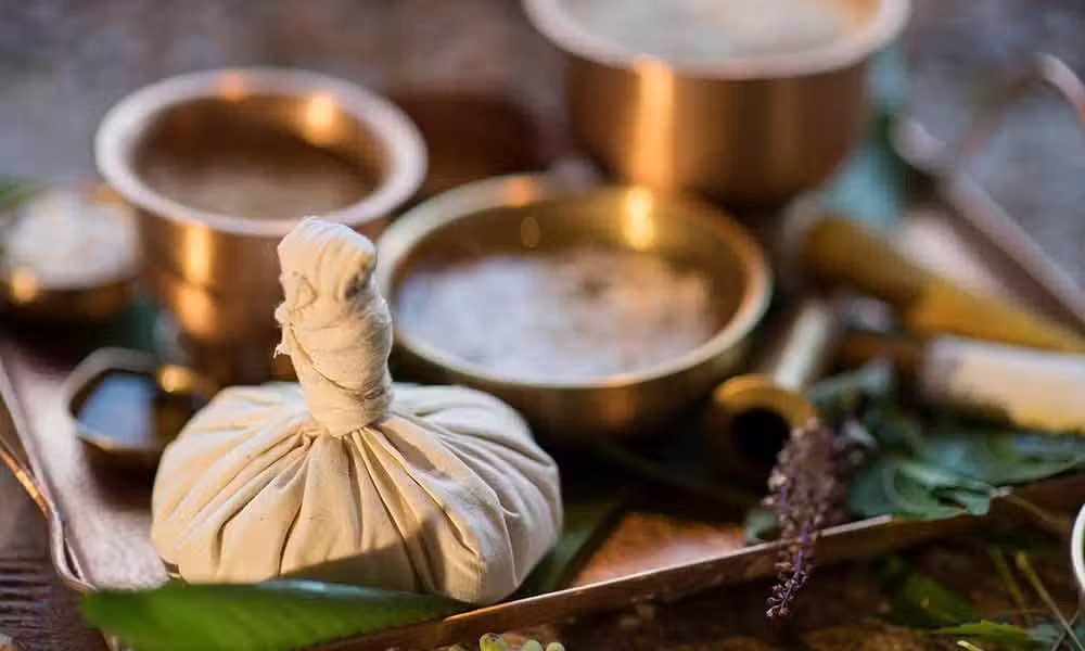 CONSTIPATION(VIBHANDA)-INTRODUCTION,CAUSES,SYMPTOMS & MANAGM...