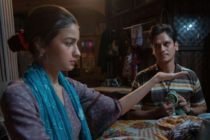 Alia Bhatt's Dark Comedy 'Darlings' Scores 13.96 Million Vie...