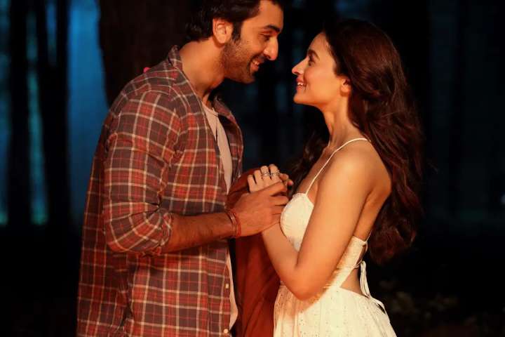 Box Office: 'Brahmastra' Beats 'Bajirao Mastani' To Become 1...