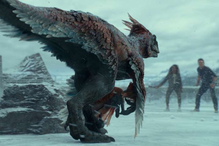 Box Office: Jurassic World Dominion Races Past $1 Billion Gl...