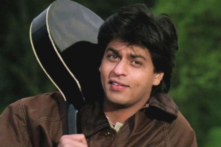 Shah Rukh Khan's 'Dilwale Dulhania Le Jayenge' Re-Release Sc...