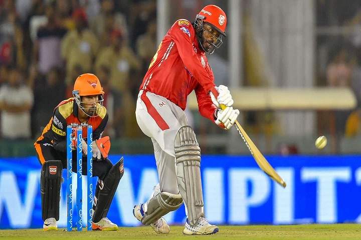 Gayle Storm Blow Sunrisers Challenge