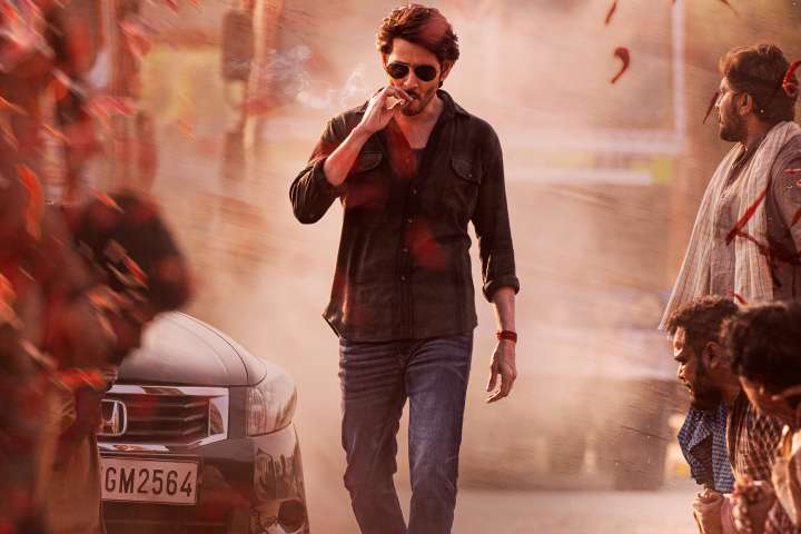 SSMB28: Mahesh Babu's Film With Trivikram Confirmed For Sank...