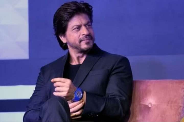 Shah Rukh Khan Rumoured To Be Playing A Cameo In Priyanka Ch...