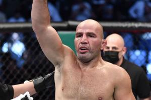 Glover Teixeira Announces His Retirement Following His UFC 283 Loss To Jamahal H...