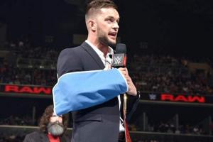 Top 10 Shortest Reigning WWE Universal Champions