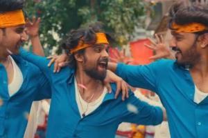 Laalo Krishna Sada Sahaayate Collection: Creates History; Becomes The First Guja...