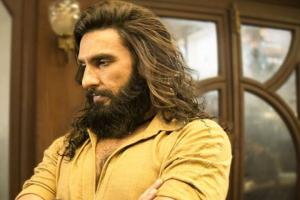 Dhurandhar Box Office: Ranveer Singh Starrer Challenges Stre...