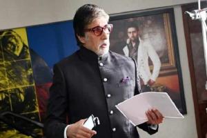 Big B: Smartphones are 'the invention of the times'