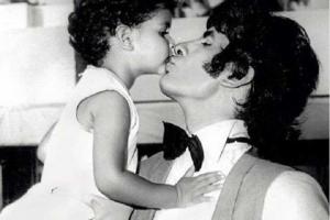 Amitabh Bachchan recollect memories as Amar Akbar Anthony completes 43 years