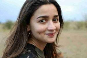 Alia Bhatt 'Flexes' Beau Ranbir Kapoor's Photography Skills